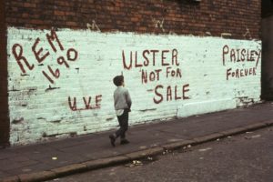 The Troubles Wall painting mural Belfast Northern Ireland 1970s HOMER SYKES. Image shot 1975. Exact date unknown. A7N93B